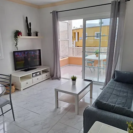 - Orlando Complex Apartment *