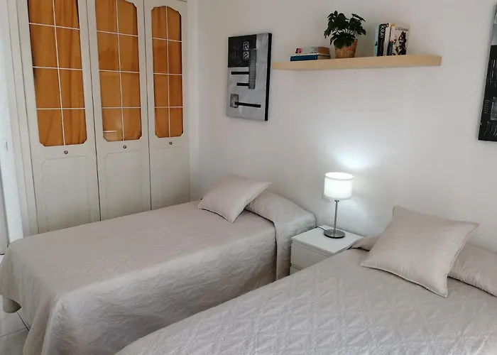 - Orlando Complex Адехе